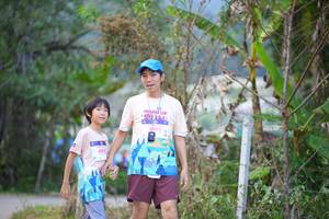 BIB: 805, 142
                            <button type="button" onclick="openModal(19216919)" class="btn btn-primary btn-sm float-right btn-popup" data-toggle="modal" data-target=".modal-high-quality">
                        <i class="fas fa-shopping-cart"></i> Add to Cart
                    </button>
                                            <button type="button" onclick="isThisMe(19216919, true)" class="btn btn-success btn-sm float-right btn-popup btn-isme hidden" data-toggle="tooltip" data-placement="bottom" title="นี่คือรูปของคุณใช่ไหม คลิกที่นี่เพื่อเอาเข้าอัลบั้ม">
                        <i class="fas fa-plus"></i> Add to album
                    </button>
                    <button type="button" onclick="isThisMe(19216919, false)" class="btn btn-warning btn-sm float-right btn-popup btn-isnotme hidden">
                        <i class="fas fa-ban"></i> Remove from album
                    </button>